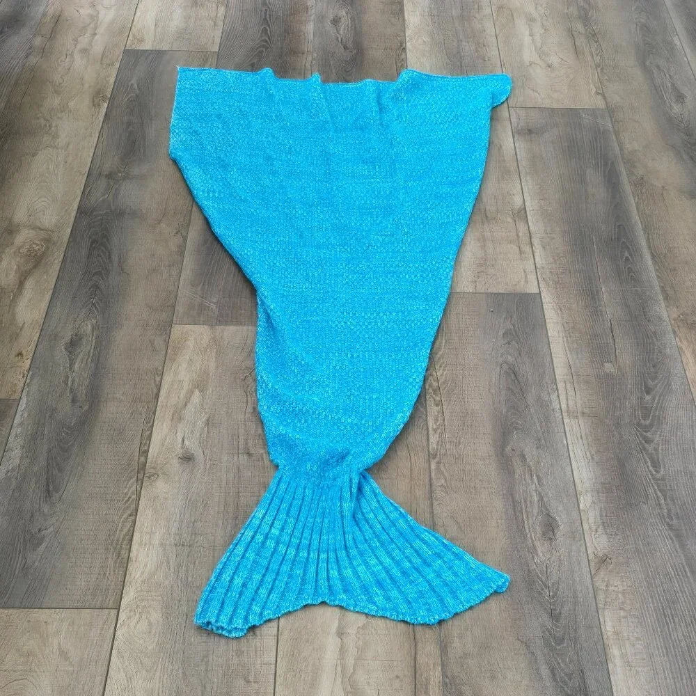 Mermaid Knitted Tail Blanket